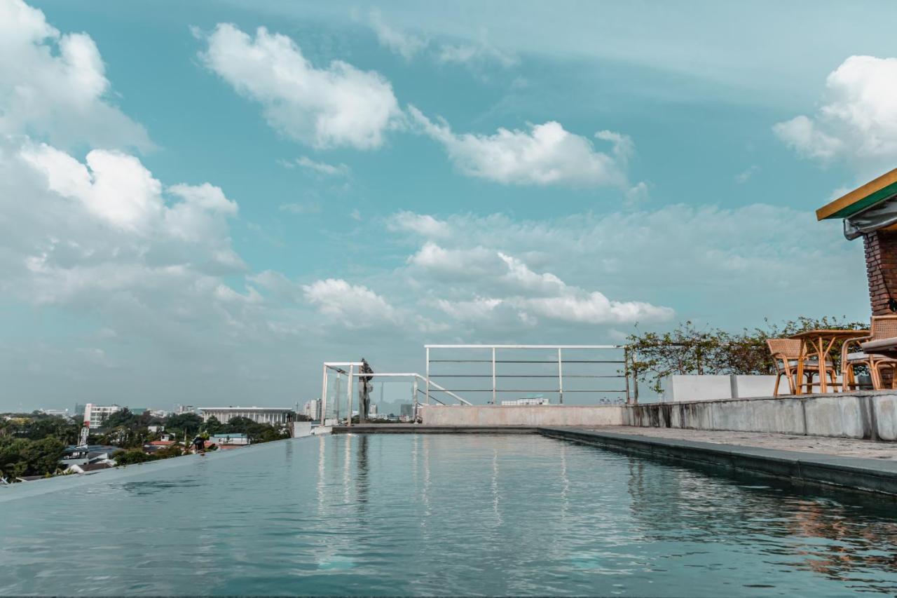 Trillium Boutique City Hotel Colombo Exterior photo