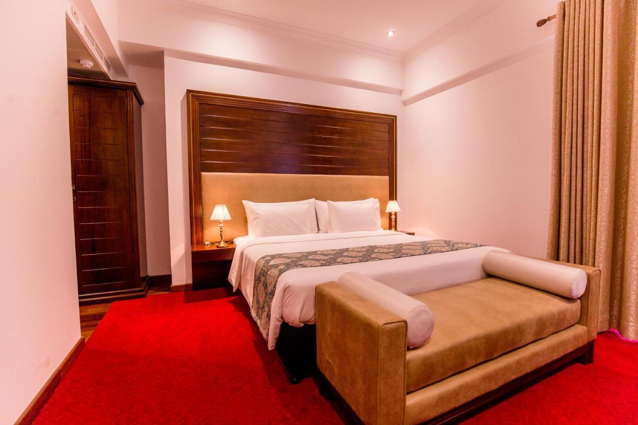 Trillium Boutique City Hotel Colombo Exterior photo