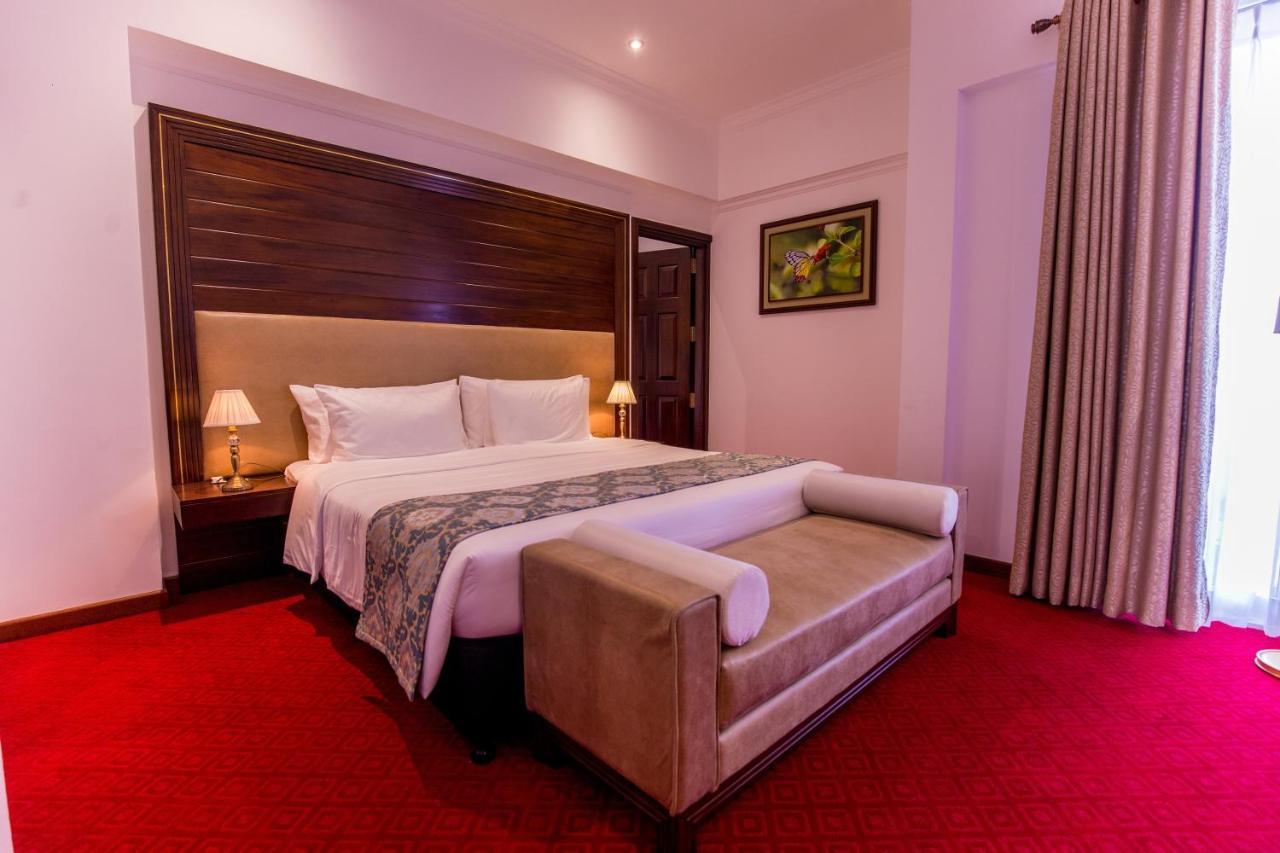 Trillium Boutique City Hotel Colombo Exterior photo