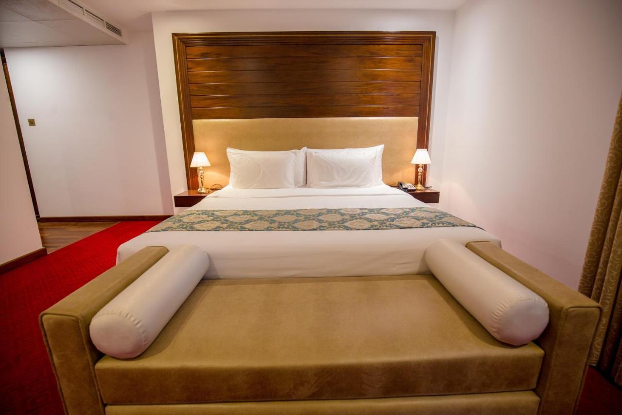 Trillium Boutique City Hotel Colombo Exterior photo