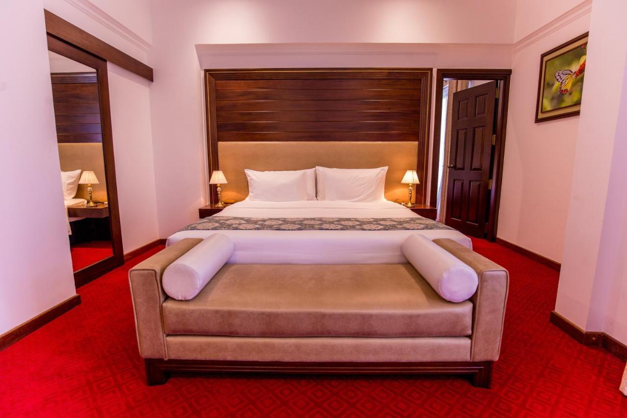 Trillium Boutique City Hotel Colombo Exterior photo